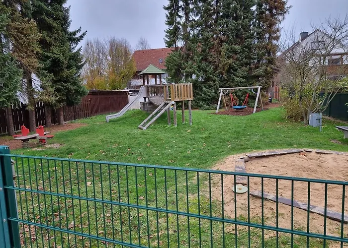 Gaestehaus-ferienwohnung-appartement Mit Terrasse - Naehe Kliniken/ Herzzentrum *