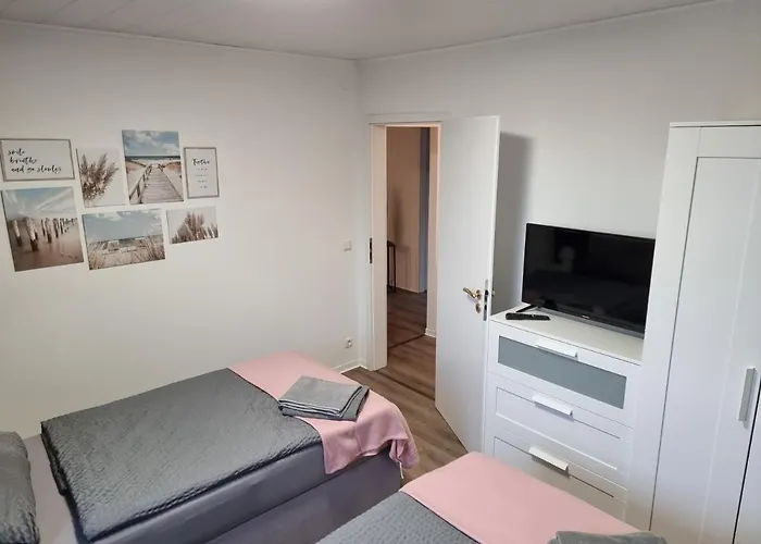 Gaestehaus-ferienwohnung-appartement Mit Terrasse - Naehe Kliniken/ Herzzentrum *