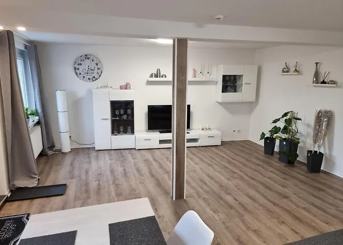 Gaestehaus-ferienwohnung-appartement Mit Terrasse - Naehe Kliniken/ Herzzentrum * Бад-Эйнхаузен