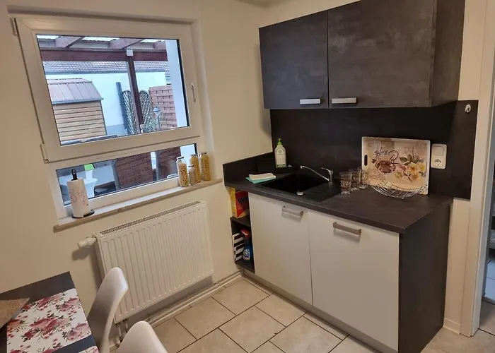 Gaestehaus-ferienwohnung-appartement Mit Terrasse - Naehe Kliniken/ Herzzentrum * باد اوينهاوسن